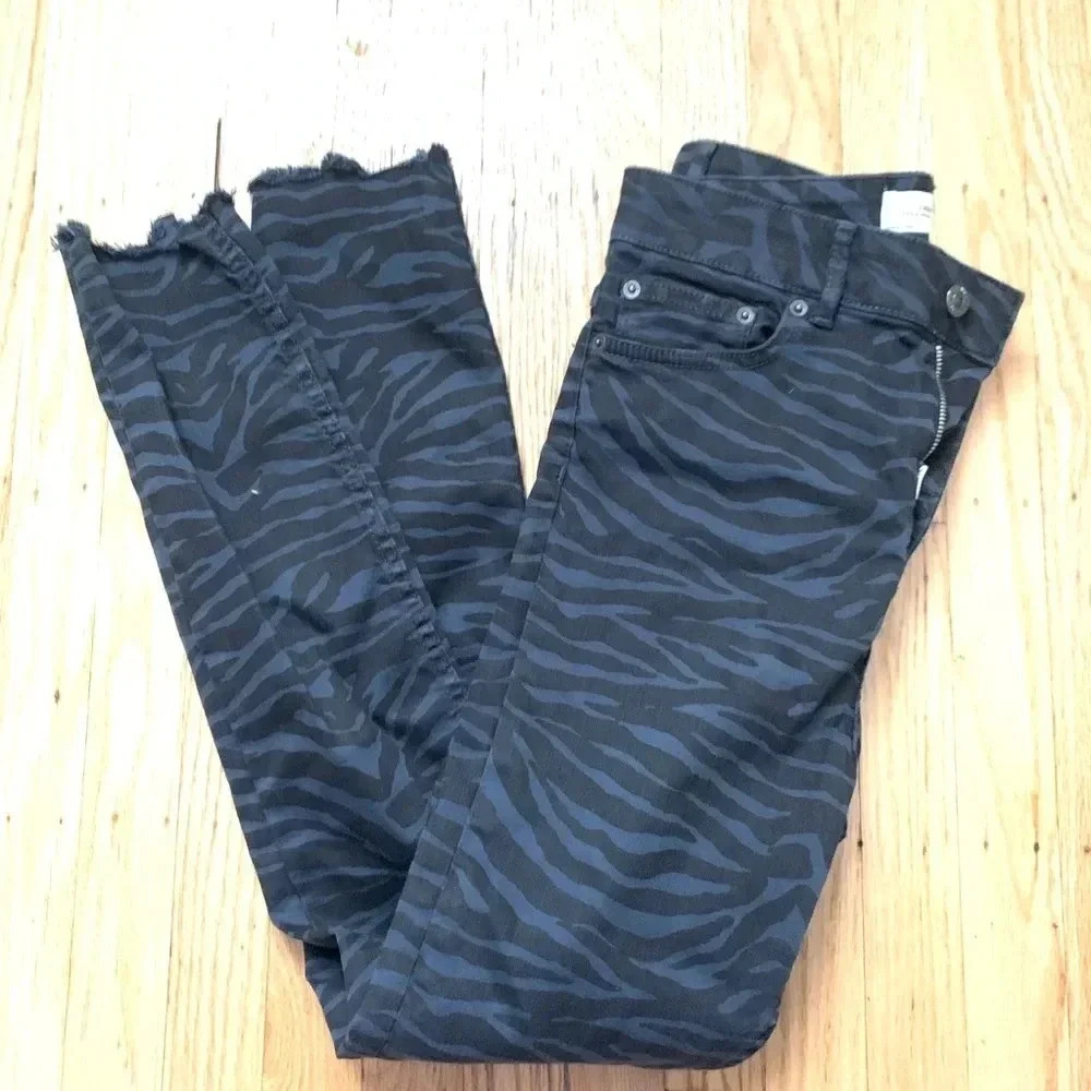 NWT Zara Dark Denim Zebra high waisted Denim 6‎ - Picture 3 of 8